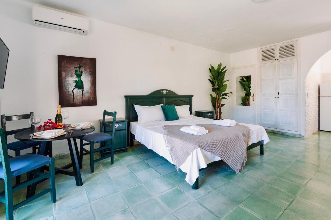 Ocean Suites San Antonio  Luaran gambar